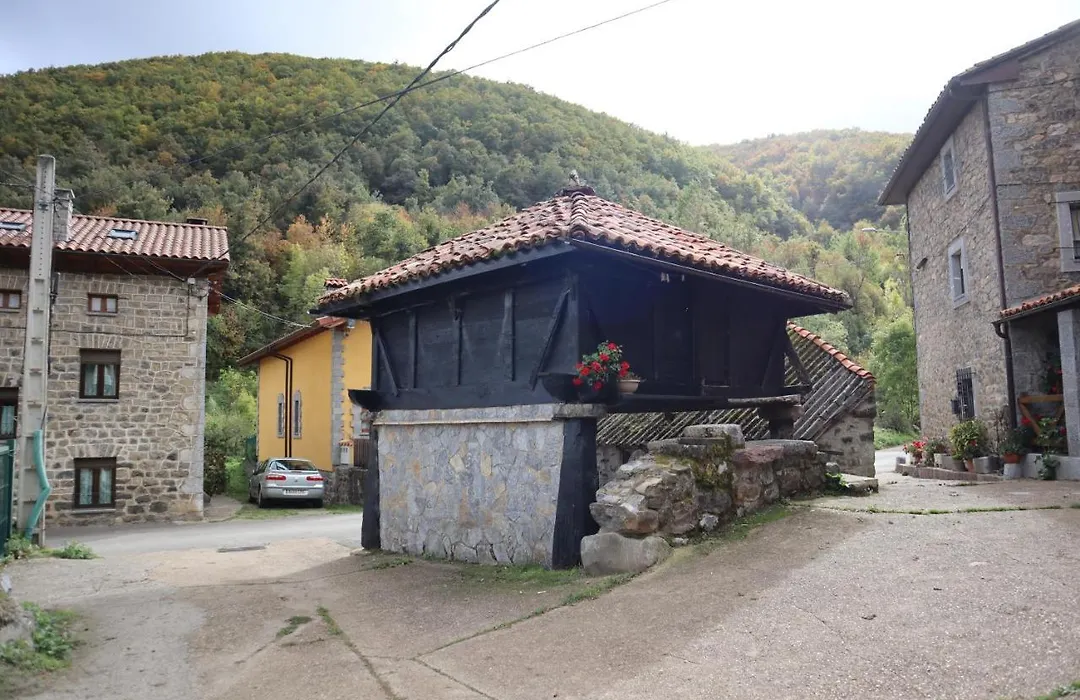 Casa Rural Pambuches-1